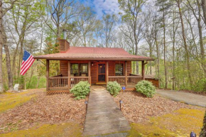 Cozy Cabin in Private Location with Hot Tub and Grill!